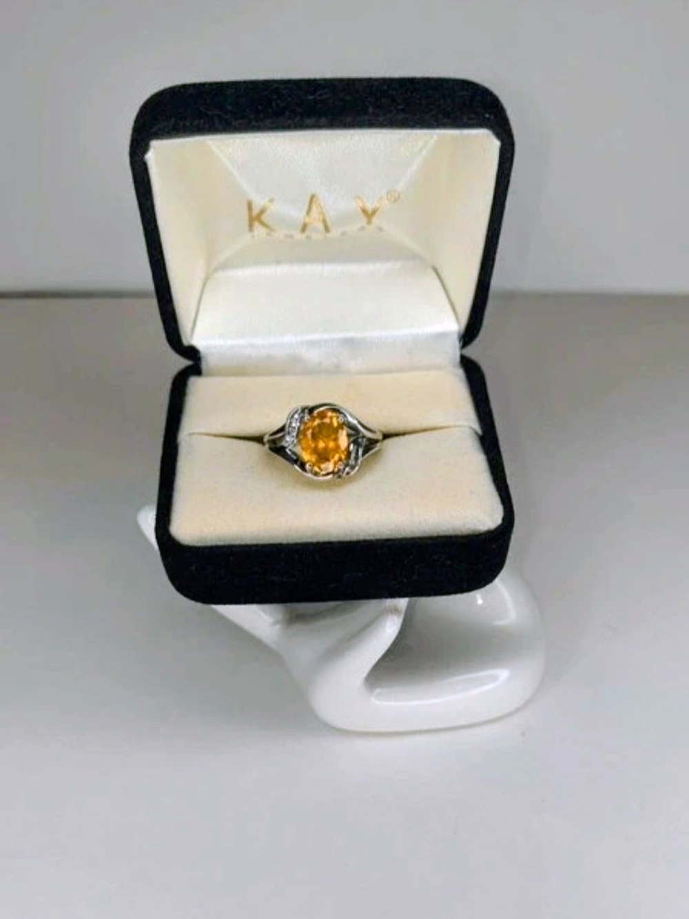 Kay Jewelers • Sterling Ring • Citrine Stone • Size 4